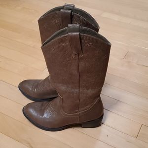 Since boots 6